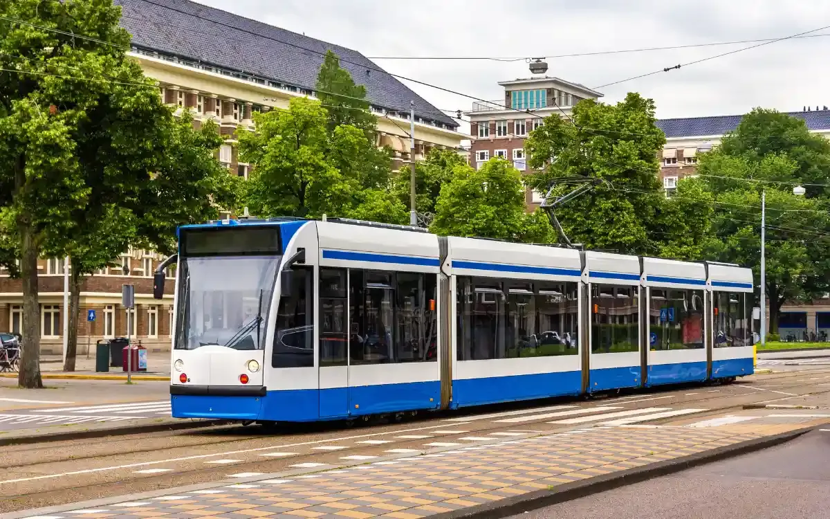 Reizen met de tram Plan je reis en koop tramtickets met reisapp glimble.